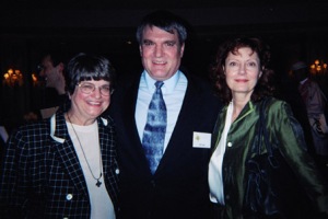 Bill Pelke with Sister Helen Prejean and Susan Sarandon